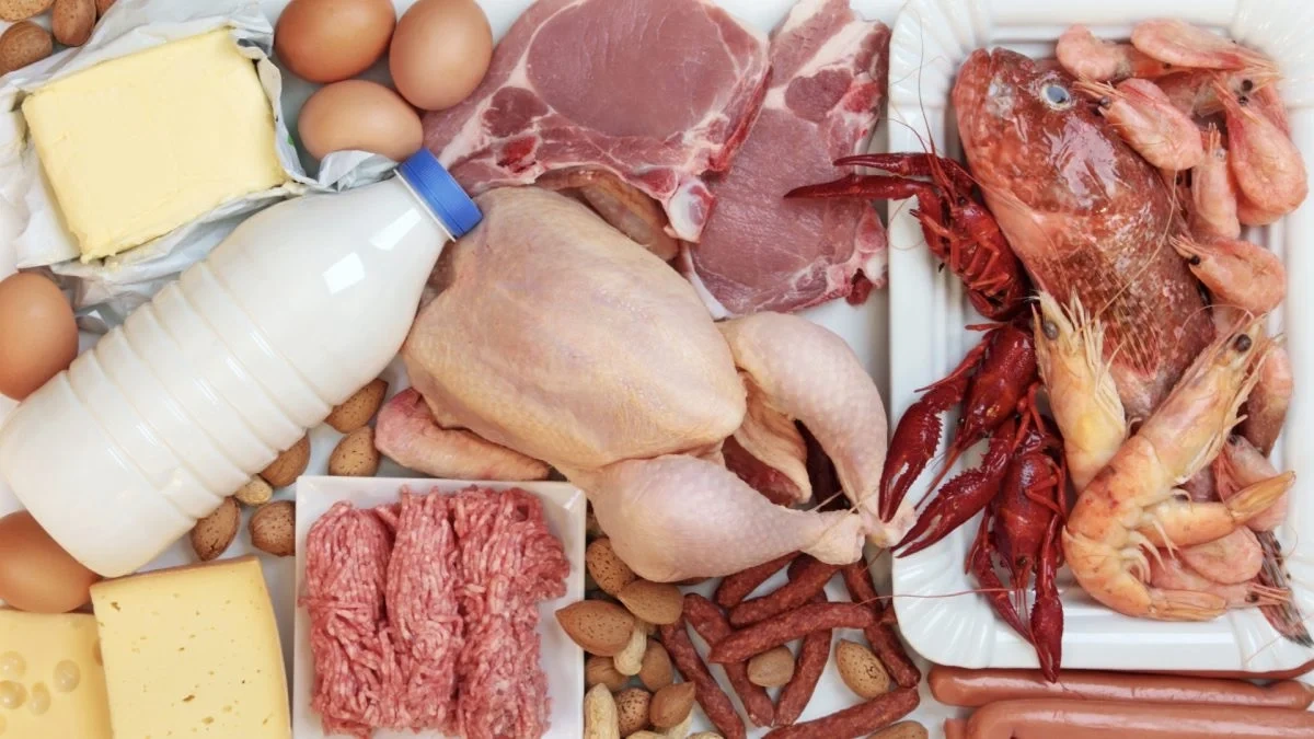 Dietary Cholesterol, Saturated Fats, Simple Carbohydrates And Coronary Heart Disease