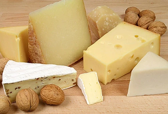 Lots Of Nuts And Cheese Won’t Make You Slim!